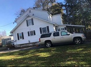 11 Cardinal St, Pittsfield, MA 01201