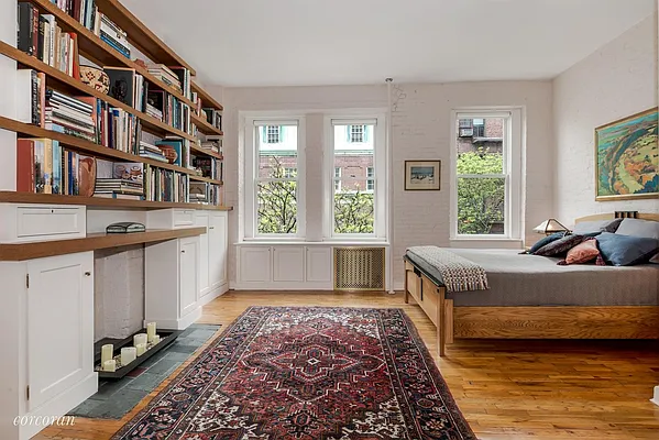 Sold by Corcoran | media 16