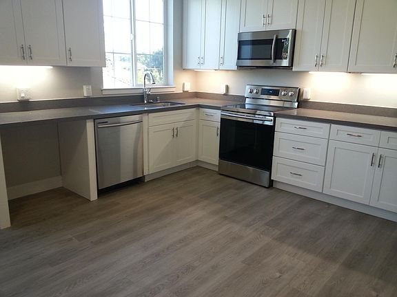 2nd image of 1160 El Camino Real APT 107