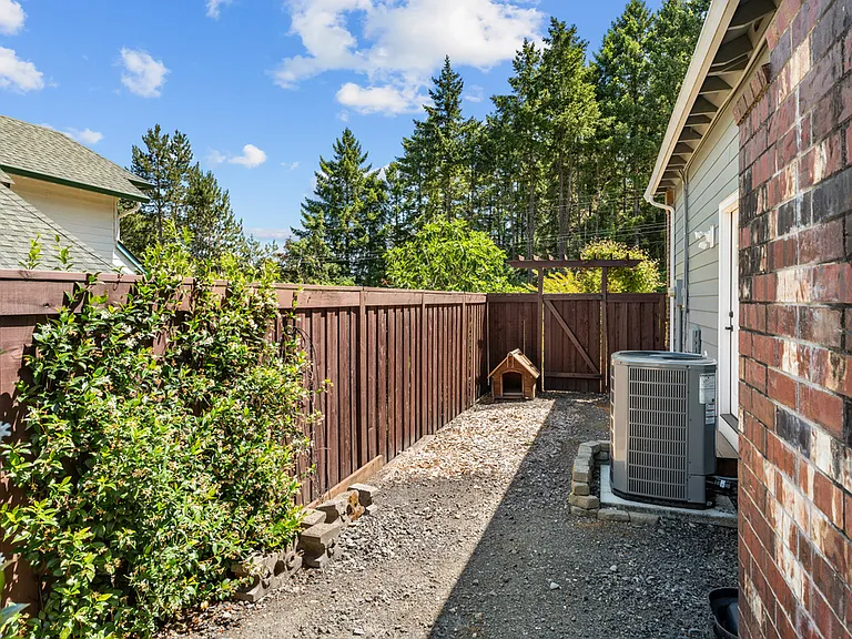 7275 SW 195th Ave — Photo 23