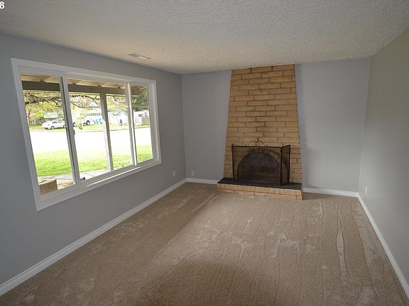 2nd image of 4107 NE 152nd Ave