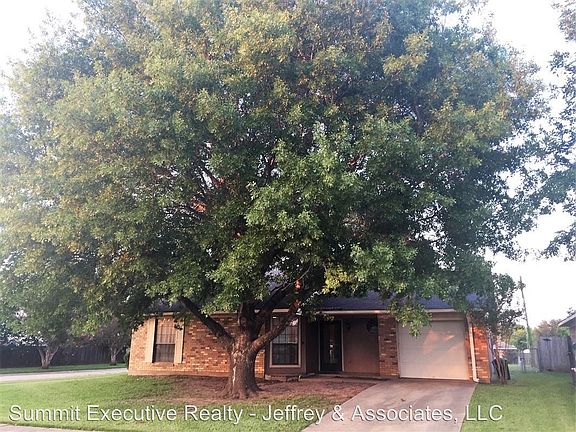 4th image of 4901 Gen. Ewell Dr