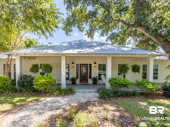 7308 Helton Dr, Foley, AL 36535