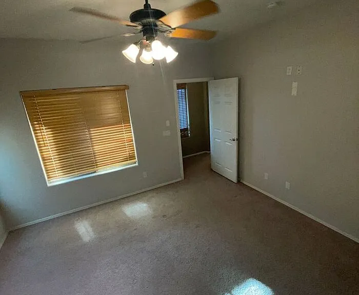 17714 W Marshall Ln — Photo 12