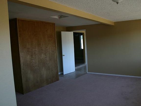4th image of 73079 Sunnyvale Dr