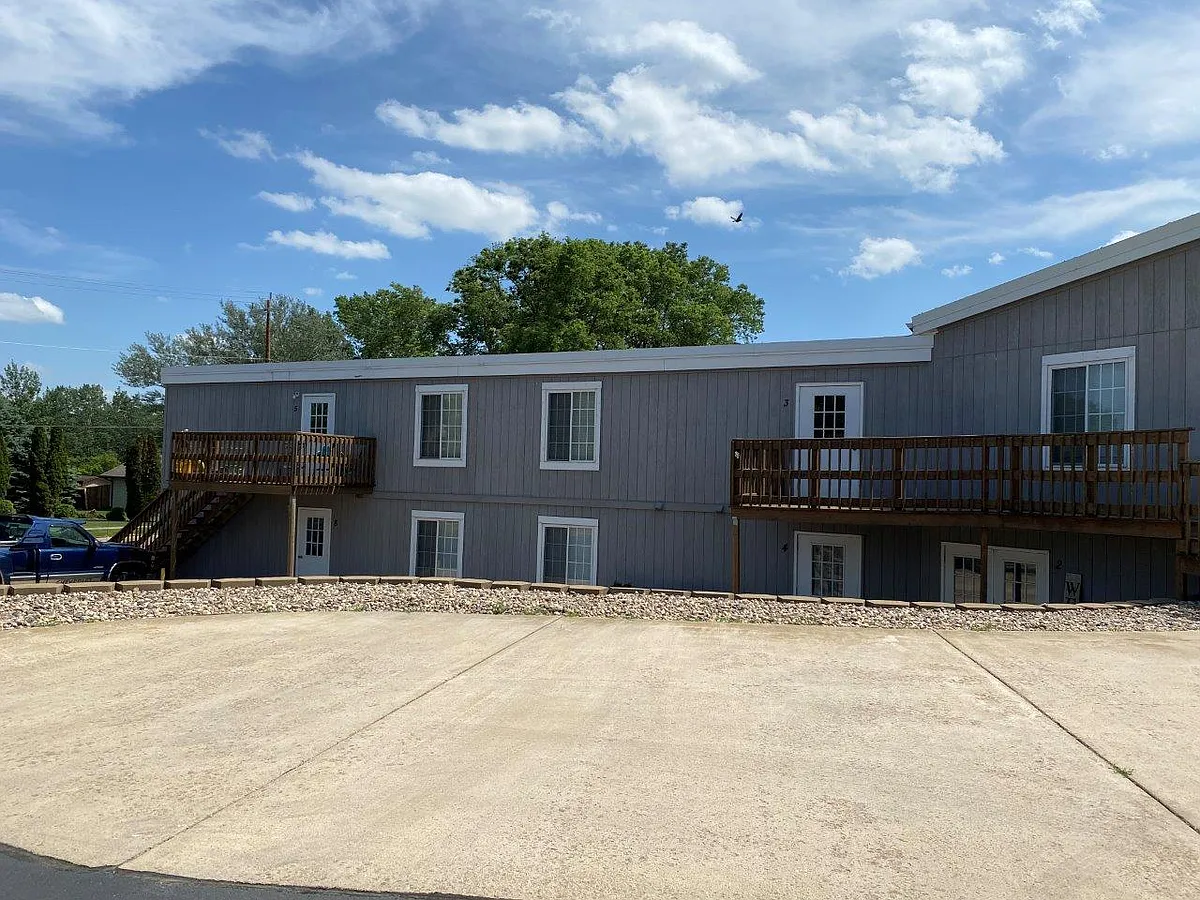 Building Photo - Highland Apartments