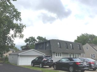 7541 Beloit Ave, Bridgeview, IL 60455