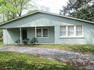 1914 Pinecrest Ln, Mobile, AL 36605