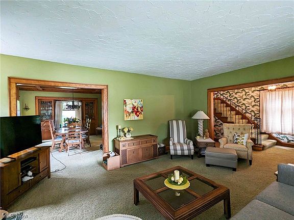 5th image of 15500 Clifton Blvd