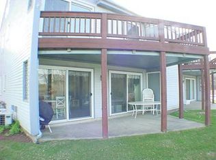 346 Mariners Cv #D, Douglas, MI 49406