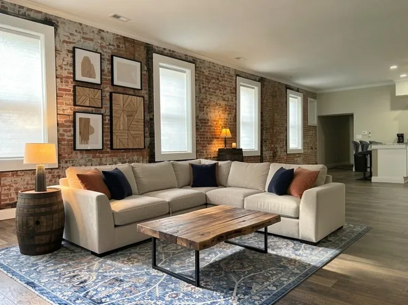 112 E Main St #1, Delphi, IN 46923