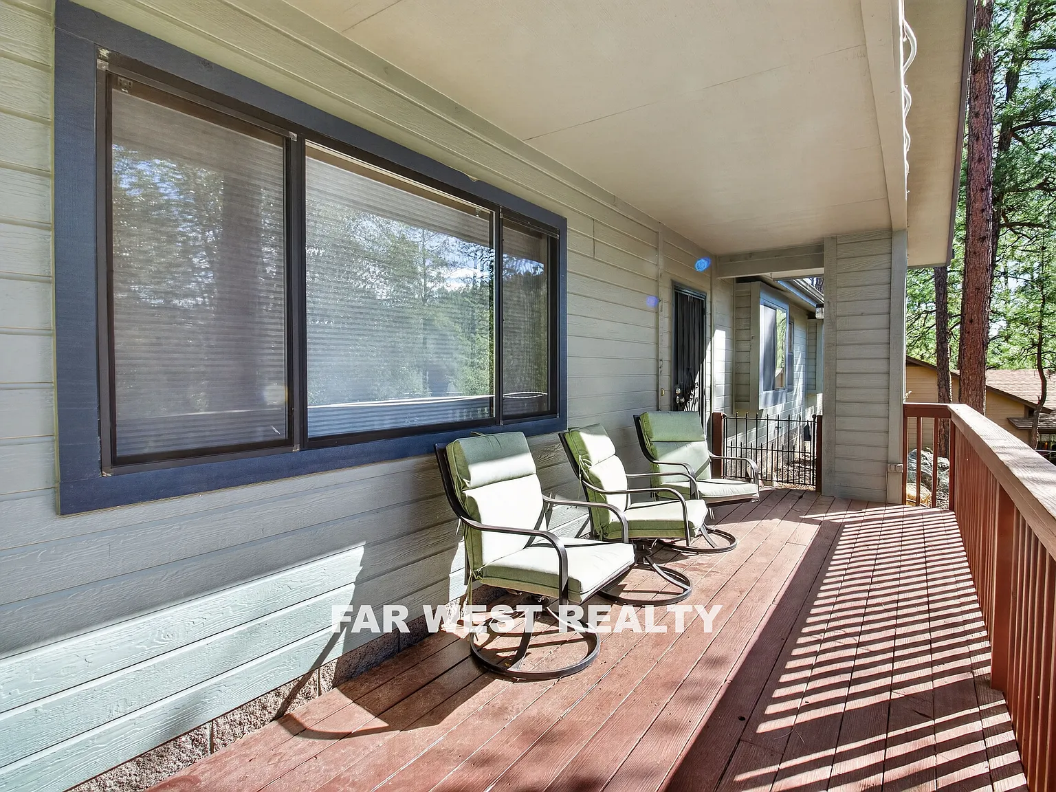 3 bed, 2386 sqft, $2,750 — Photo 3