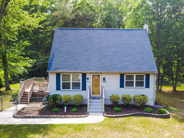 71 N Central Ave, Sicklerville, NJ 08081