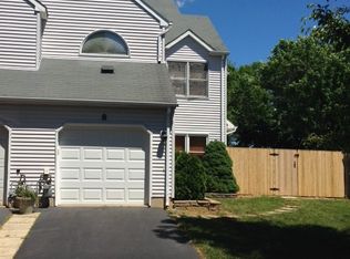 8 Emerson Ct, Freehold, NJ 07728
