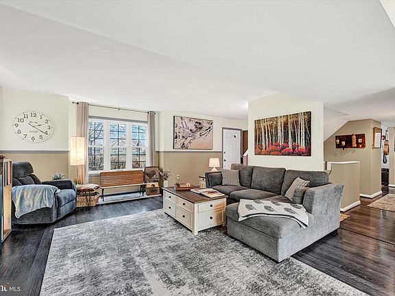 5th image of 2850 Tylers Ct