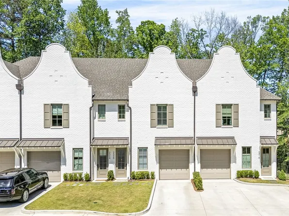 2320 Riverwood Dr, Auburn, AL 36830