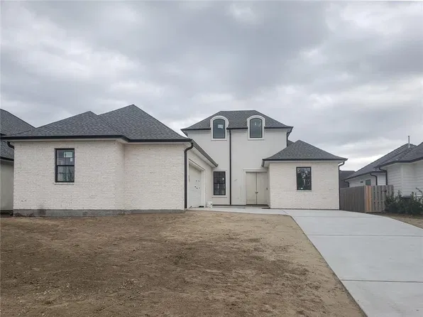 108 Wild Magnolia Cir, Belle Chasse, LA 70037