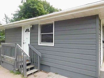 2nd image of 3906 61st Ave N