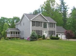 89 Pinecrest Rd, Litchfield, NH 03052
