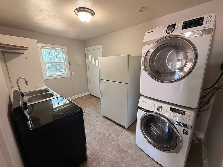 825 Rodey Ave #1 — Photo 7