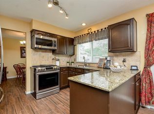 7402 Dogwood Falls Rd, Houston, TX 77095