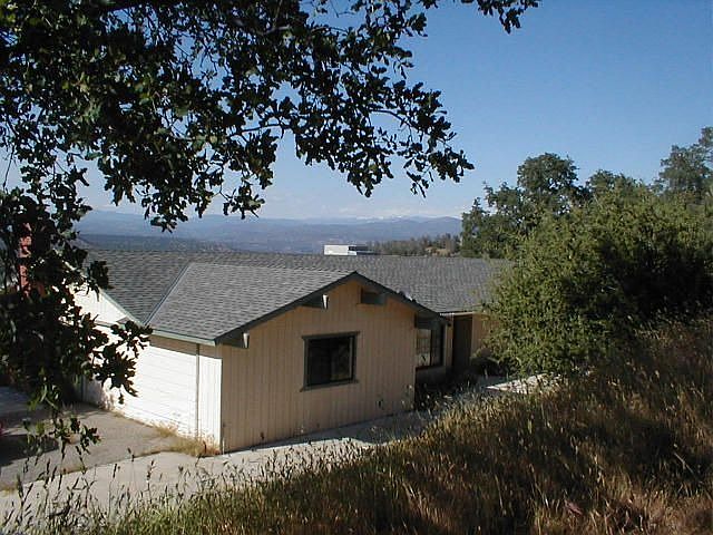 1st image of 40785 Lilley Mountain Dr