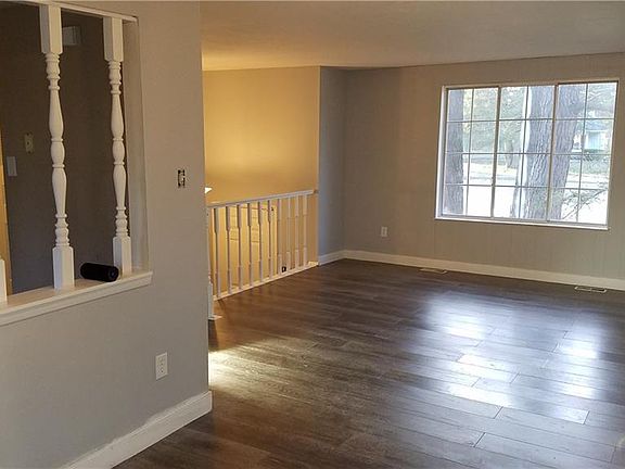 5th image of 7425 Winterleaf Ct