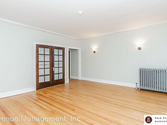 3rd image of 956 S Oak Park Ave APT 31