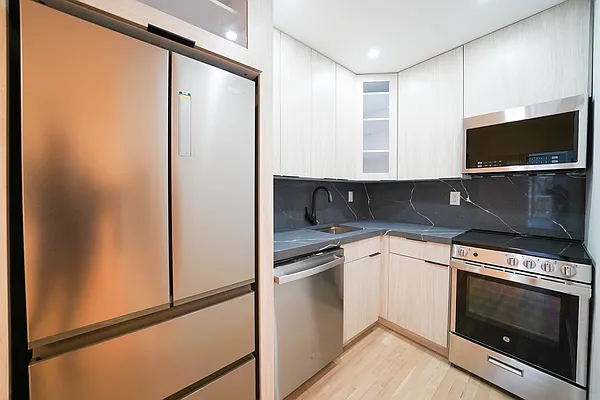 188 West 9th Street #3C