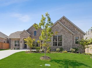 911 Hunters Creek Dr, Rockwall, TX 75087