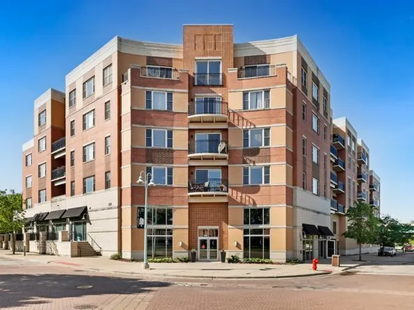 300 Village Cir Unit 310, Willow Springs, IL 60480