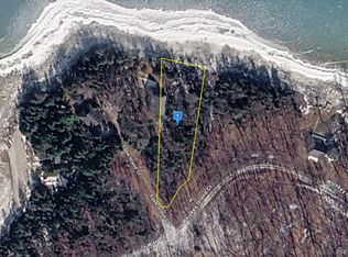 38880 Squaw Island Ct, Beaver Island, MI 49782