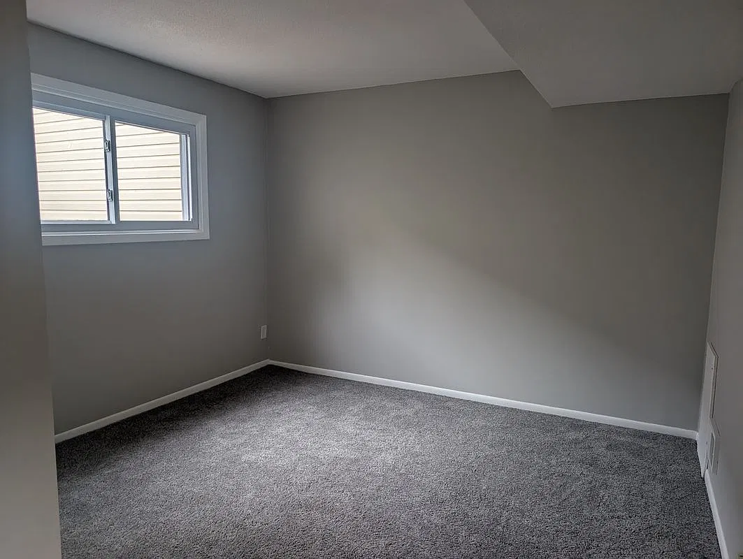 2 bed, 1.0 bath, 1200 sqft, $1,795 — Photo 2