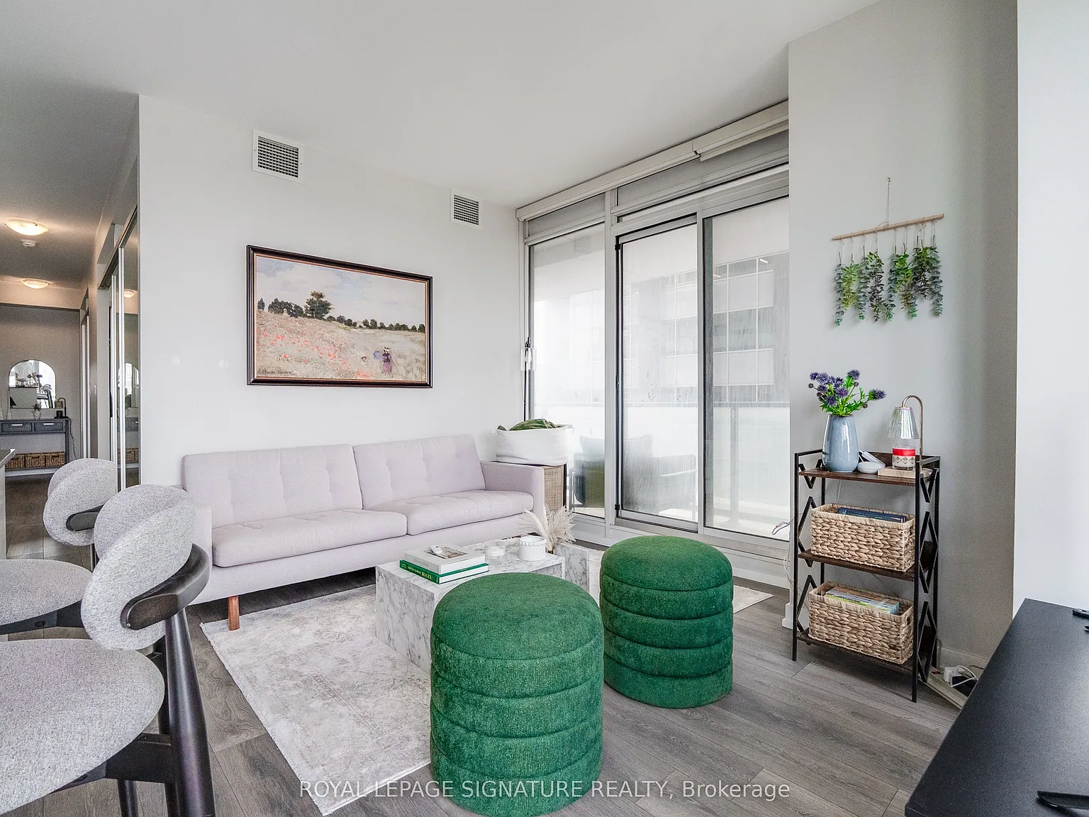 2 bed, $3,000 — Photo 2