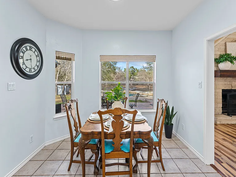 1060L Great Oaks — Photo 23