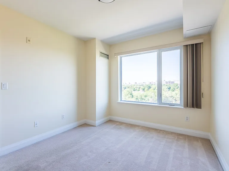 411 River Rd — Photo 10