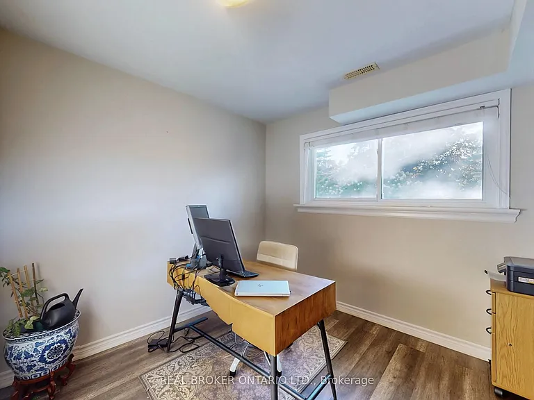 15 Jasmine Cres — Photo 33