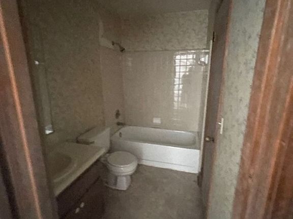 3rd image of 3423 N Carnation Ct