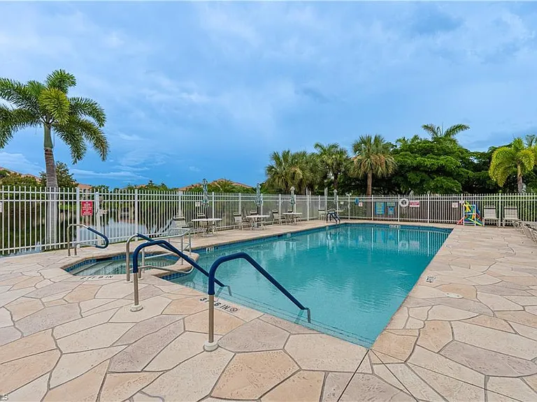 15449 Bellamar Cir #1225 — Photo 4