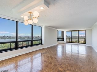 900 Palisade Ave APT 9G, Fort Lee, NJ