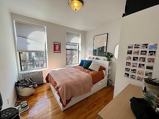3rd image of 122 Orchard St #21A