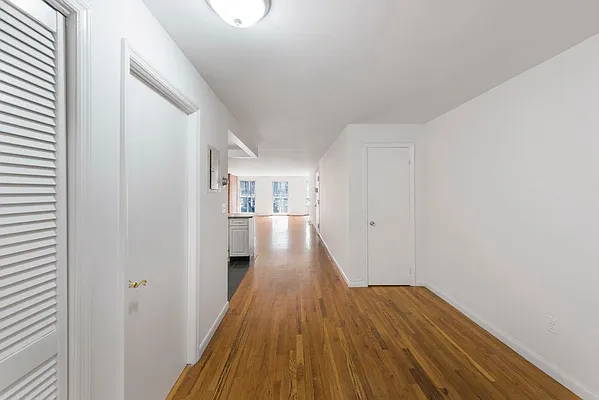 Rented by Nest Seekers International | media 13