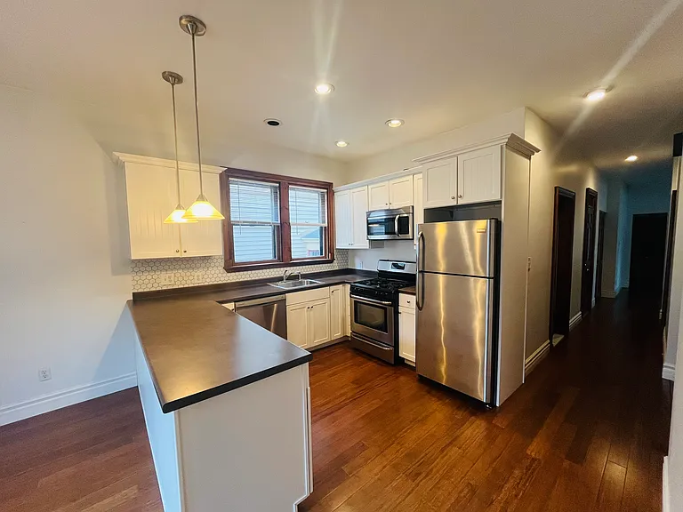 171 Park St — Photo 8