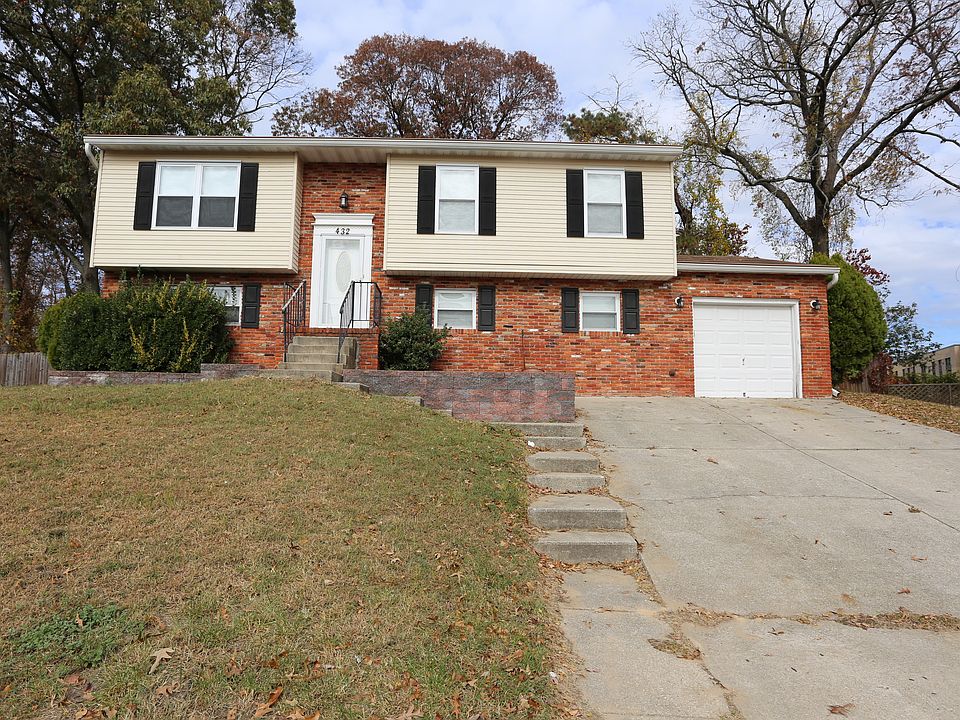 1st image of 432 Williamstowne Ct