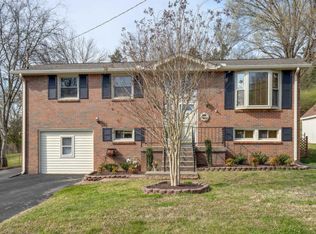 388 Bonnavale Dr, Hermitage, TN 37076