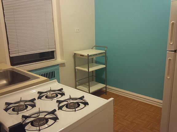 2nd image of 1536 51st St APT A1