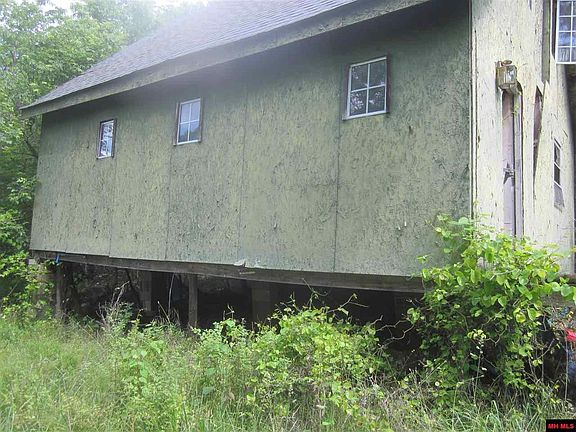 4th image of 651 Sailor Hollow Ln