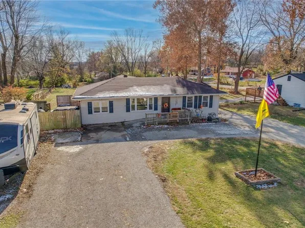 8603 E 116th St, Kansas City, MO 64134