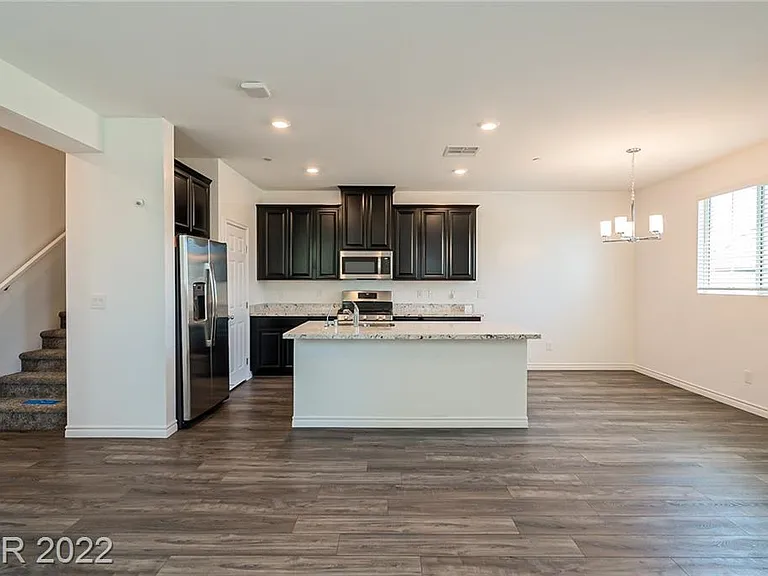 827 E Spring Estates Ave — Photo 14