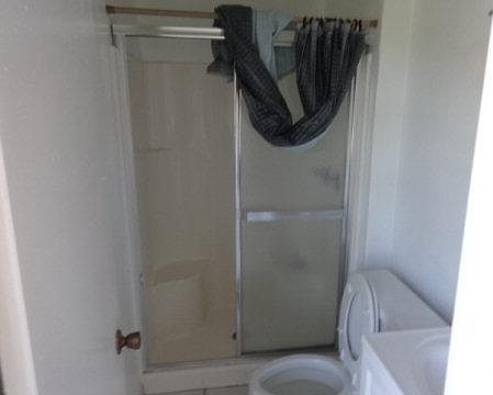 3rd image of 1418 N Beech Ave #11